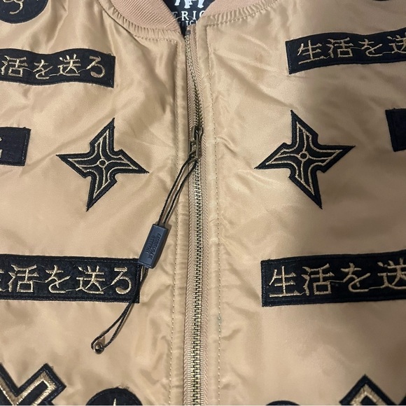 American Stitch Men’s Med Tan and Black Varsity Bomber Jacket with Patch Details - Picture 12 of 12